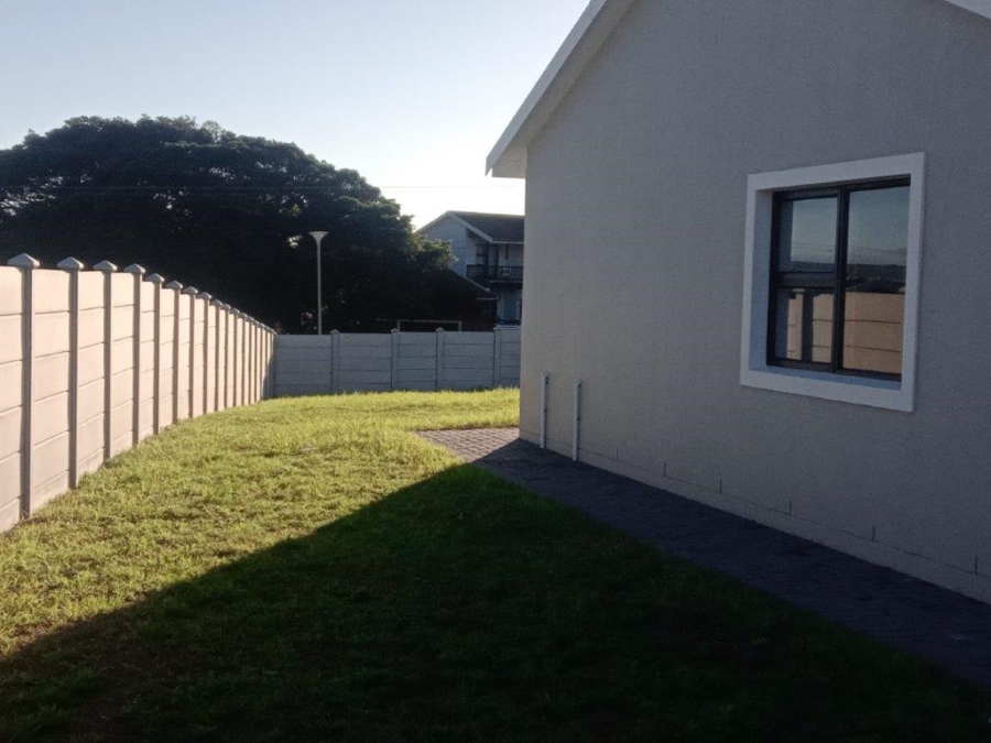 3 Bedroom Property for Sale in Paradise Beach Eastern Cape